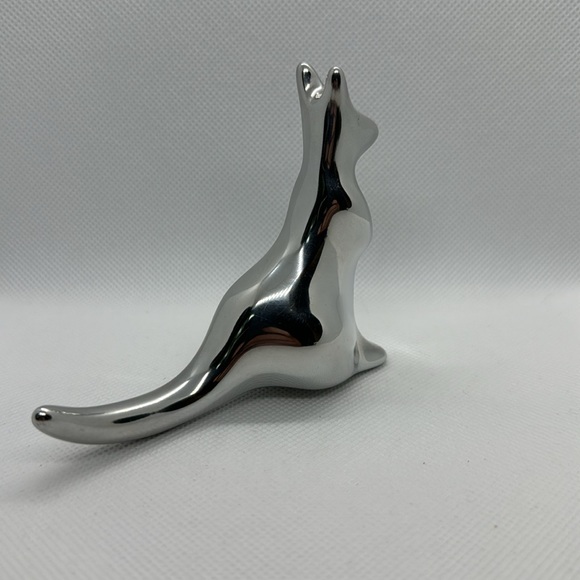 Rare Hoselton Aluminum KANGAROO Figurine 3 1/4" Canada - Picture 6 of 12